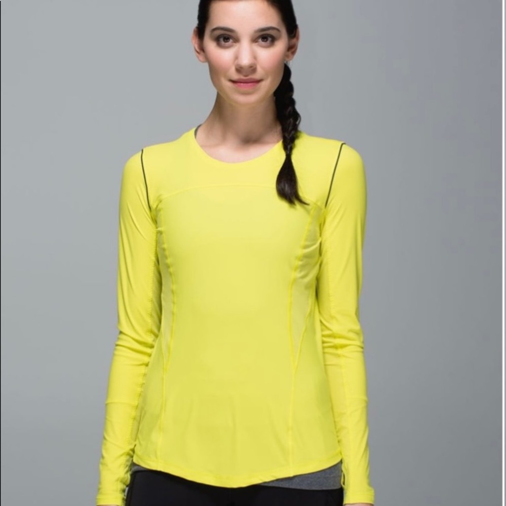 lululemon Runbeam LS size 6 in color Split Pea NWT